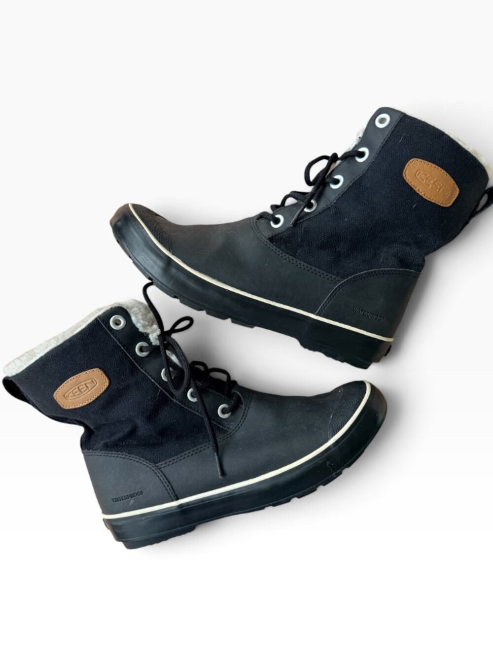 KEEN Women’s Waterproof Winter Boots Size 9 Black Sherpa Lined Lace Up